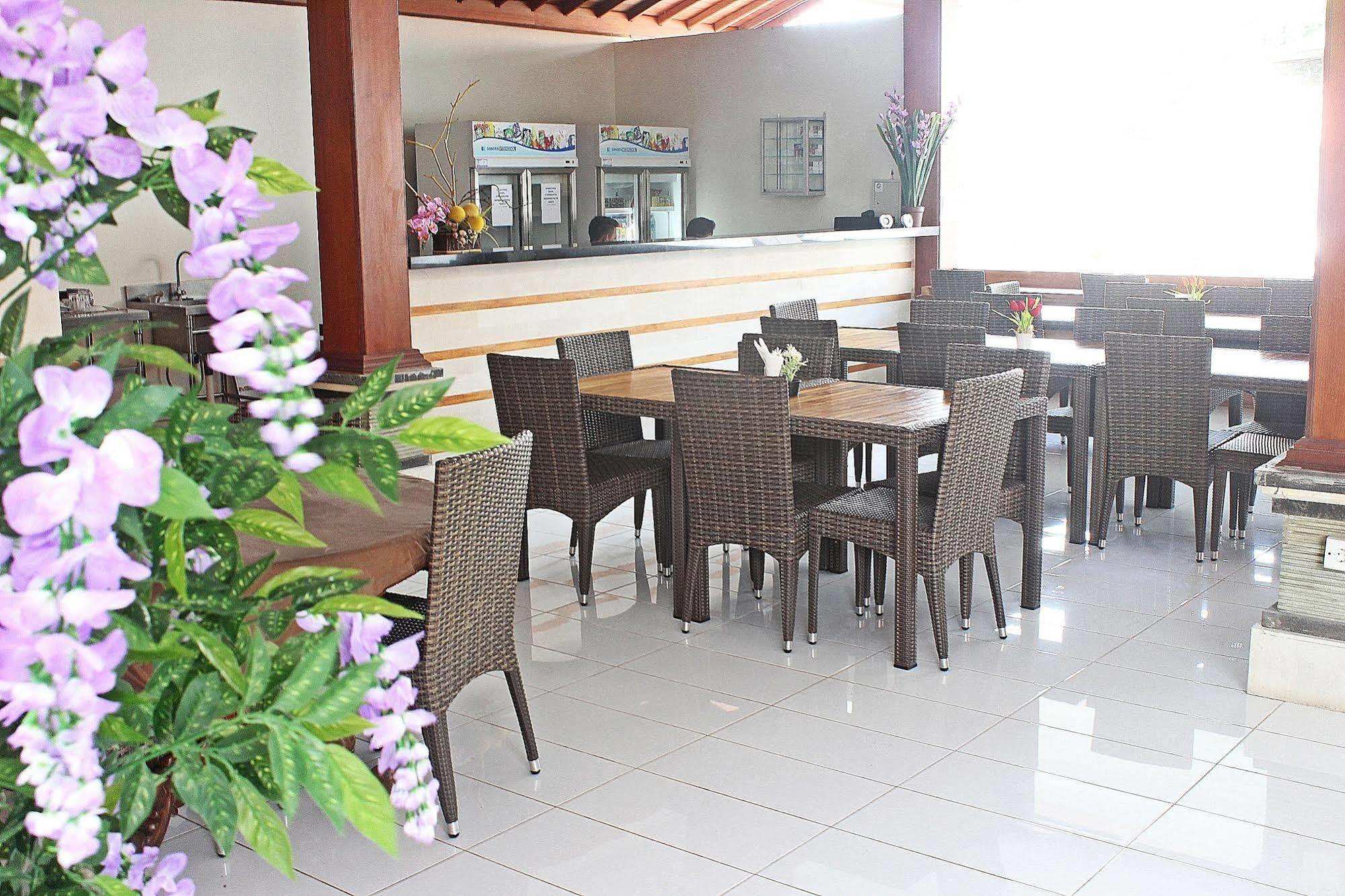 Mirah Hostel 레기안 외부 사진
