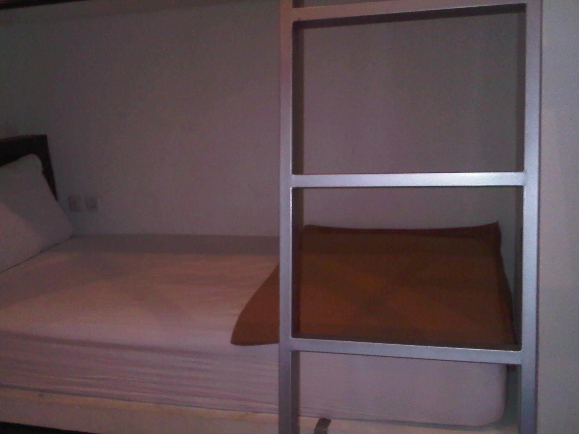 Mirah Hostel 레기안 외부 사진